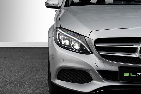 Mercedes-Benz C220 d 7 of 30