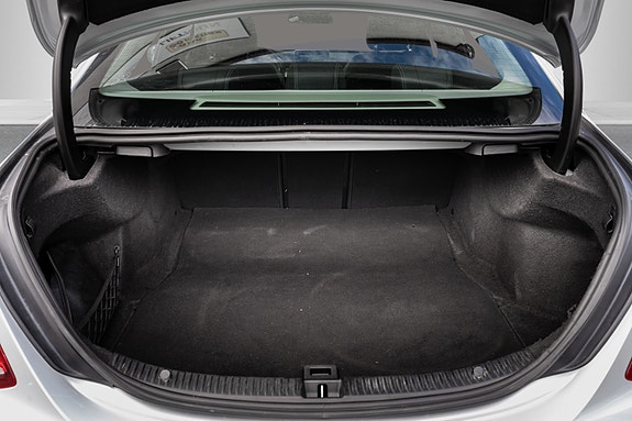 Mercedes-Benz C220 d 10 of 30