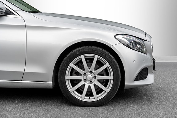 Mercedes-Benz C220 d 9 of 30