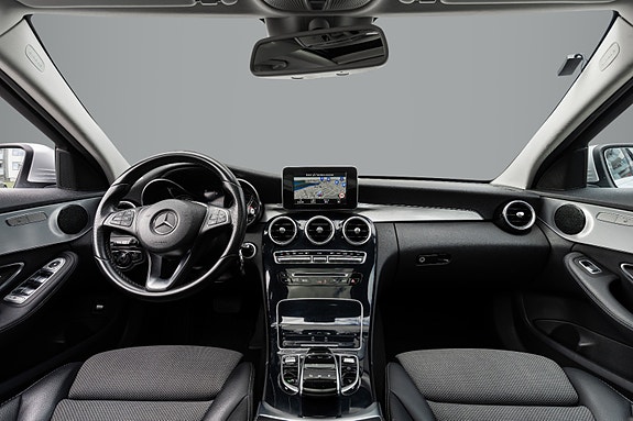 Mercedes-Benz C220 d 21 of 30