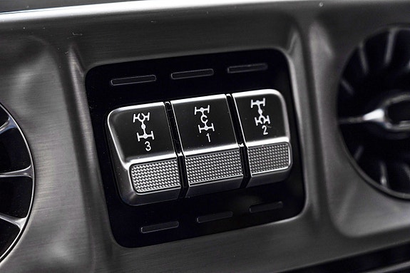 Mercedes-Benz G63 20 of 30