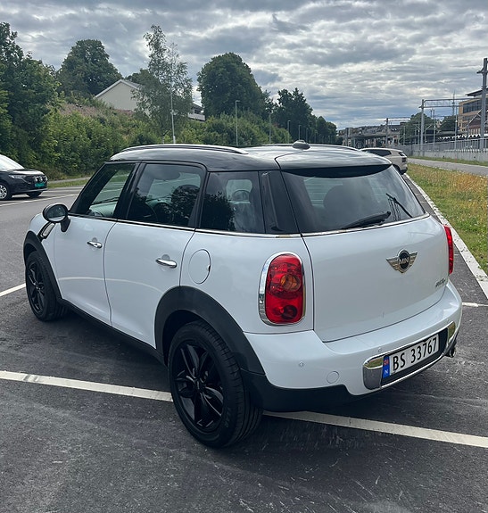 MINI Countryman Cooper D 5 of 5