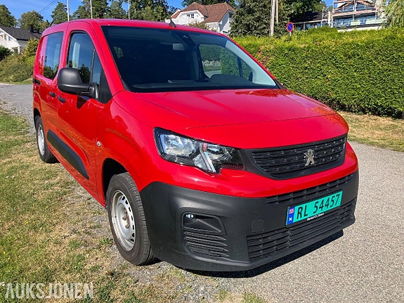 Peugeot Partner 2 of 17