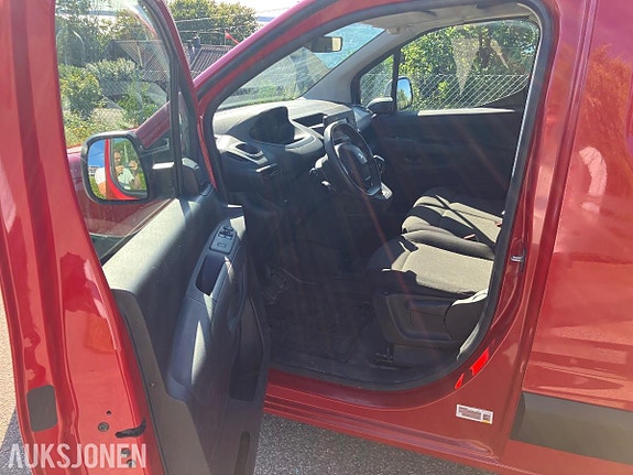 Peugeot Partner 5 of 17