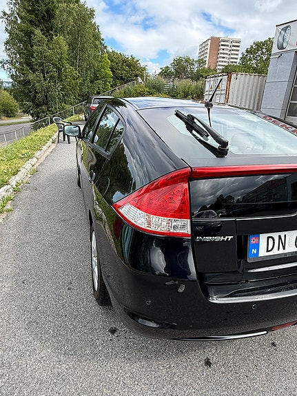Honda Insight 4 of 5