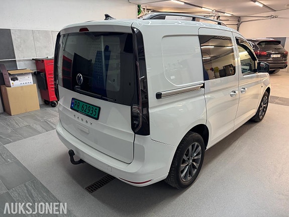 Volkswagen Caddy 5 of 5