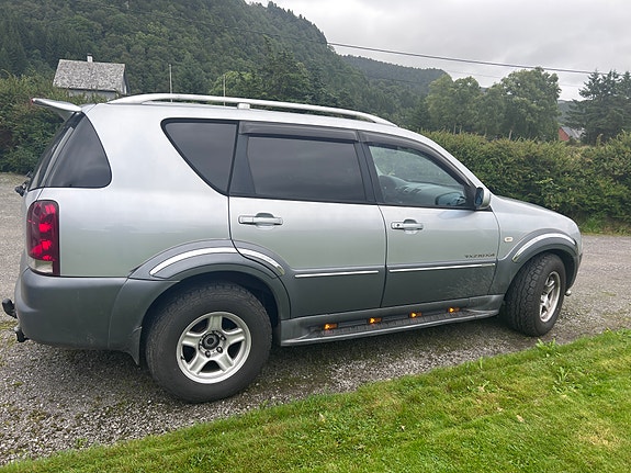 SsangYong Rexton 4 of 27