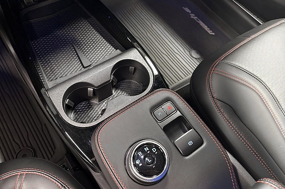 Ford Mustang Mach-E 25 hos Sommerseth