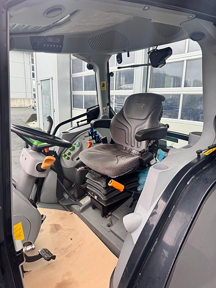 Deutz Fahr Agroplus 410 GS 6 of 10