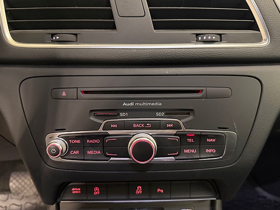 Audi Q3 13 of 23