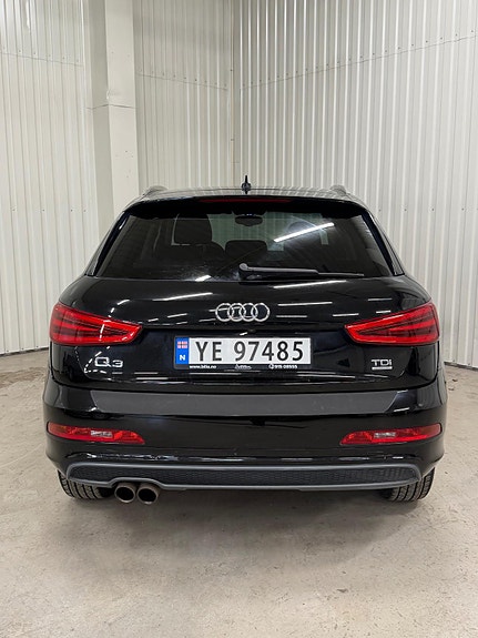 Audi Q3 5 of 23