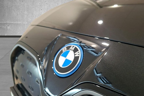 BMW i4 2 of 5