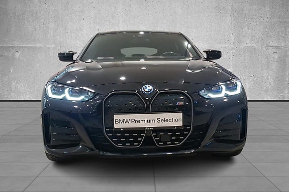 BMW i4 3 of 5