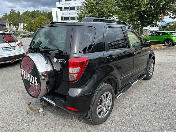 Daihatsu Terios 3 of 5