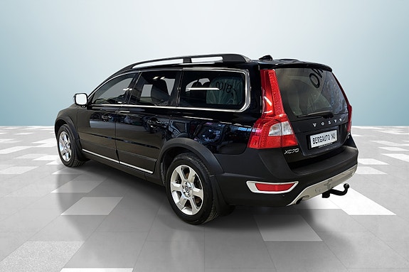 Volvo XC70 3 of 5