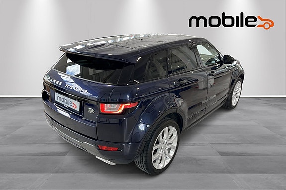 Land Rover Range Rover Evoque 28 of 29