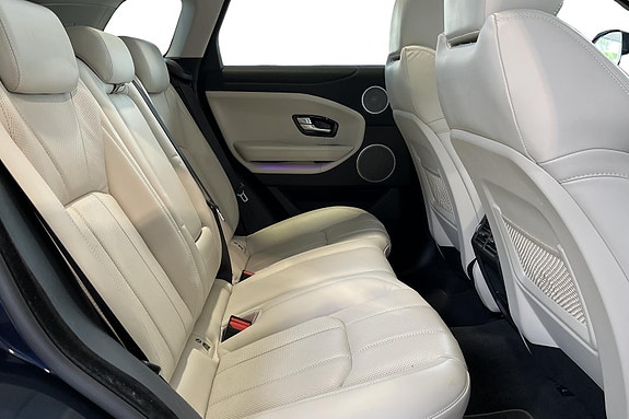 Land Rover Range Rover Evoque 22 of 29