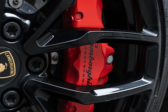 Lamborghini Huracan 7 of 29