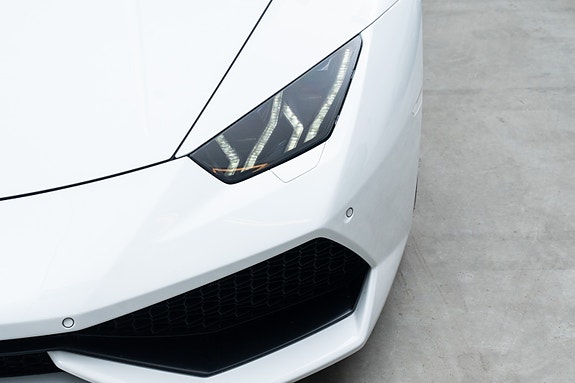 Lamborghini Huracan 3 of 29