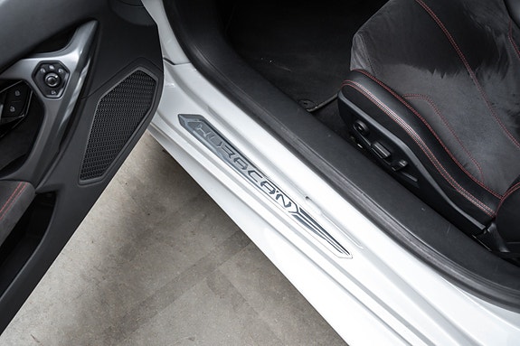 Lamborghini Huracan 16 of 29
