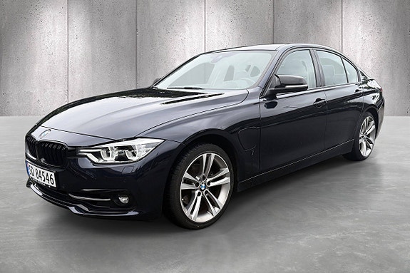 BMW 330e 3 of 5