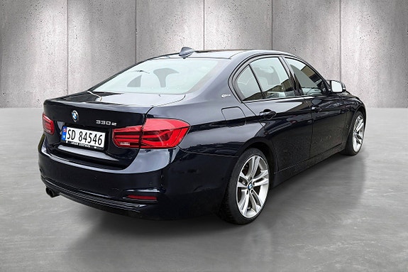 BMW 330e 7 of 22