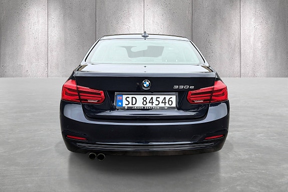 BMW 330e 6 of 22