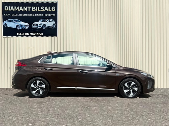 Hyundai IONIQ 4 of 5