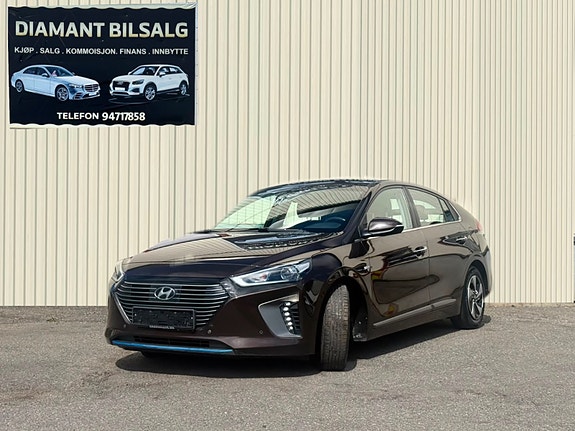 Hyundai IONIQ 3 of 5