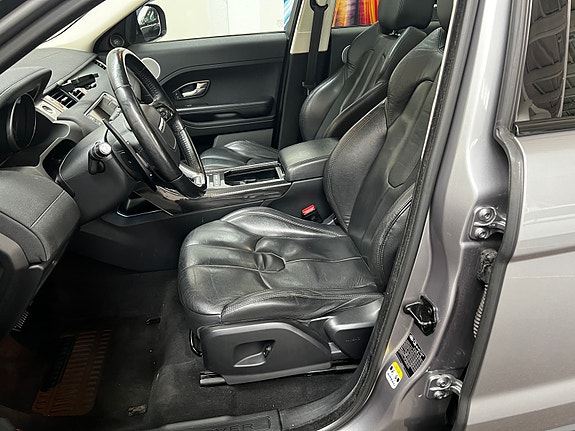 Land Rover Range Rover Evoque 9 of 23