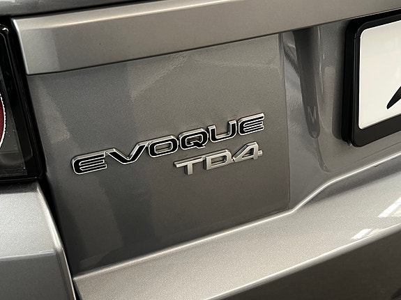 Land Rover Range Rover Evoque 8 of 23