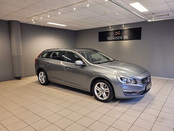 Volvo V60 3 of 30