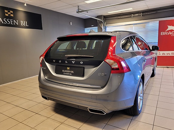 Volvo V60 7 of 30