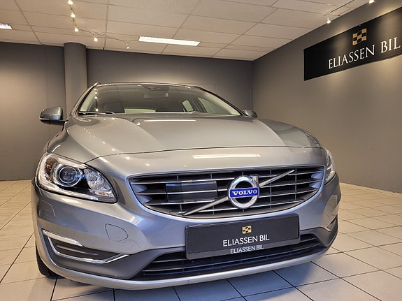 Volvo V60 11 of 30