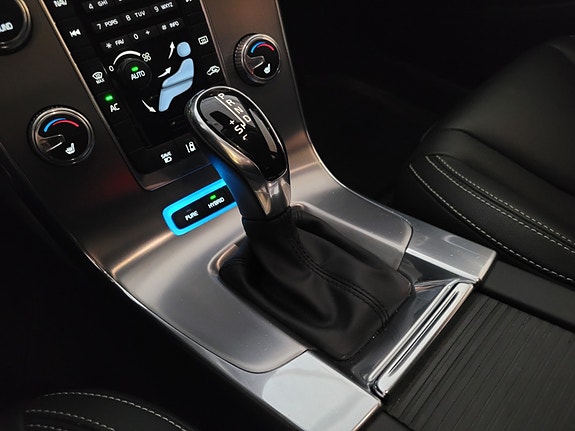 Volvo V60 24 of 30
