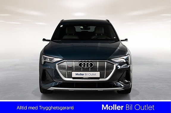 Audi e-tron Sportback 3 of 19
