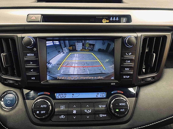 Toyota RAV4 18 of 27
