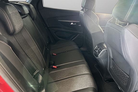 Peugeot 3008 10 of 16