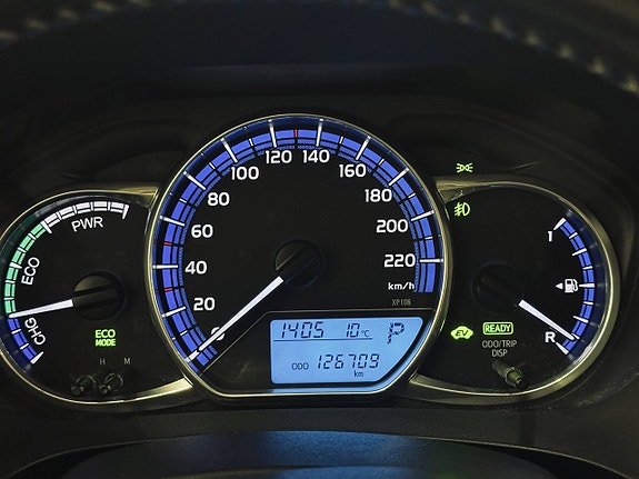 Toyota Yaris 17 of 27