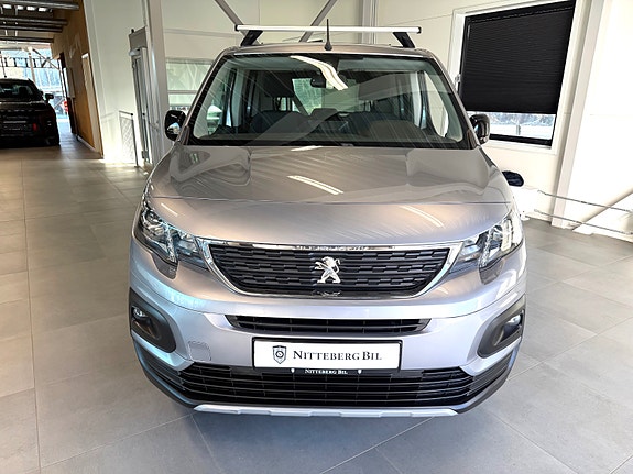 Peugeot e-Rifter 9 of 16