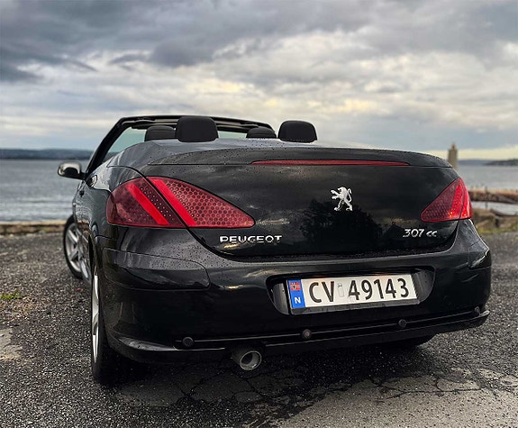 Peugeot 307 CC 4 of 19