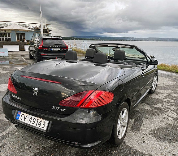 Peugeot 307 CC 15 of 19
