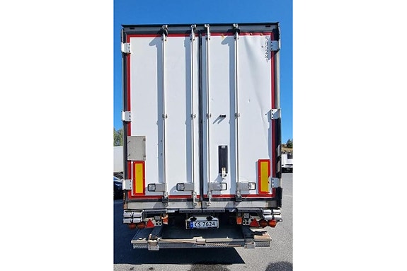 Schmitz Trailer Reefer Flower Width & Dual Temp & Double Stock Straight 9 of 16