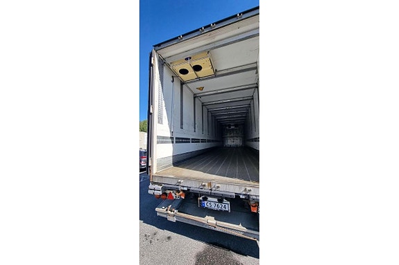 Schmitz Trailer Reefer Flower Width & Dual Temp & Double Stock Straight 14 of 16