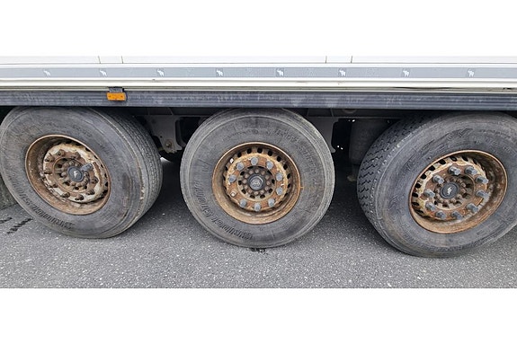 Schmitz Trailer Reefer Flower Width & Dual Temp & Double Stock Straight 4 of 13