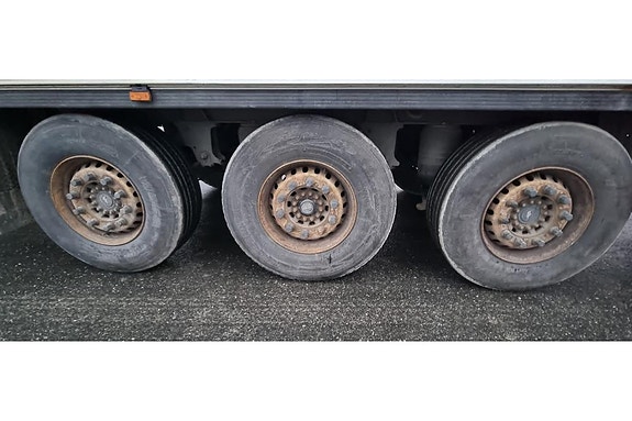 Schmitz Trailer Reefer Flower Width & Dual Temp & Double Stock Straight 9 of 14