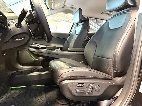 Kia EV6 10 of 17