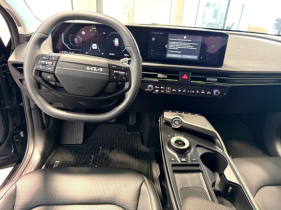 Kia EV6 13 of 17