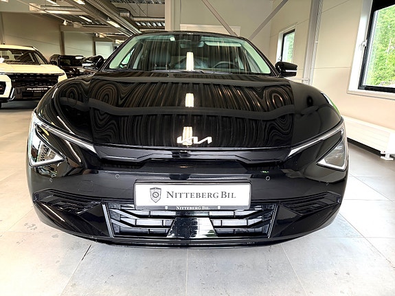 Kia EV6 9 of 17