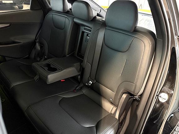 Kia EV6 14 of 17